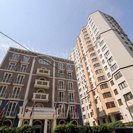 Diplomat The Best Ultra Central Apartaments Кишинев Екстериор снимка