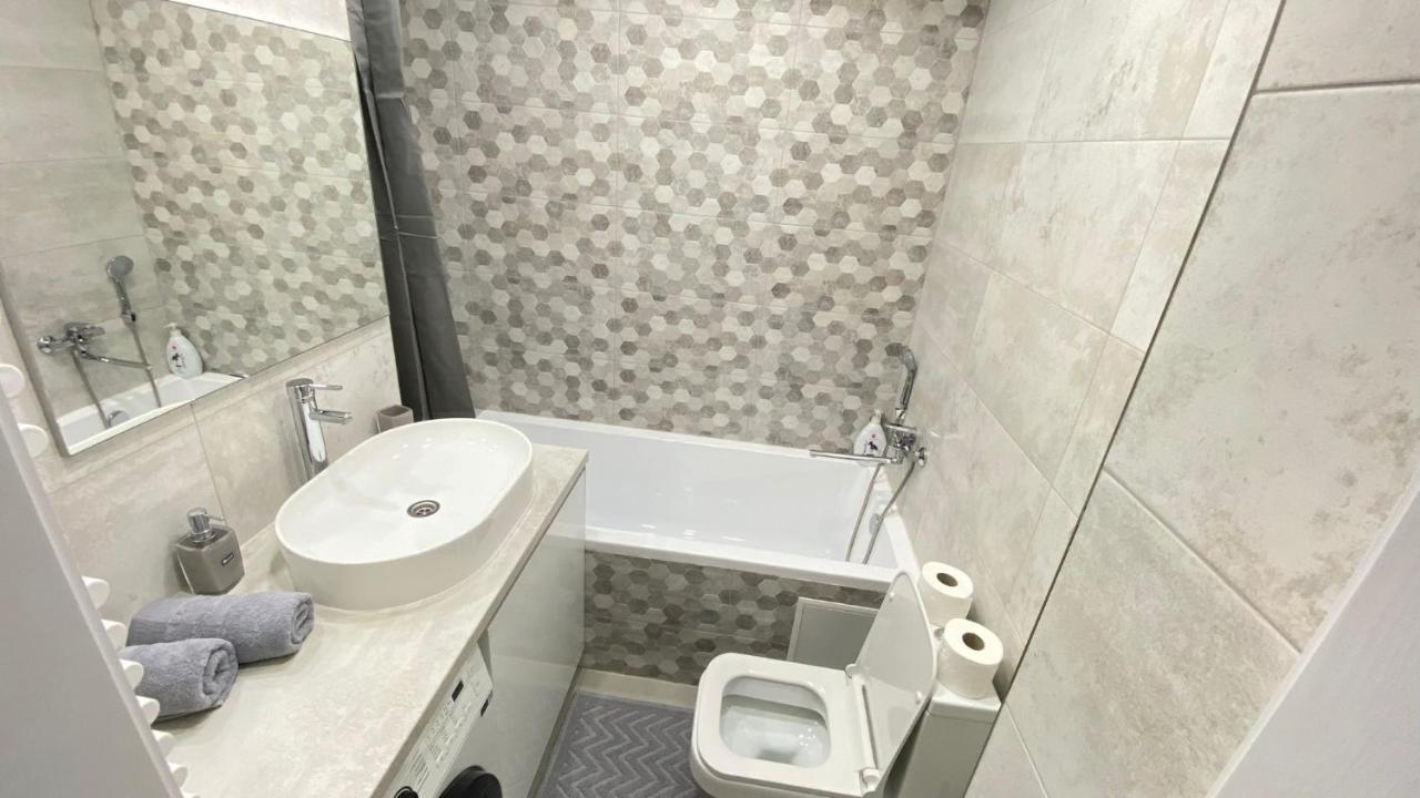 Diplomat The Best Ultra Central Apartaments Кишинев Екстериор снимка